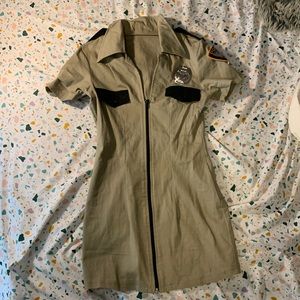 Halloween costume it says size large (It is absolutely meant for a size small)